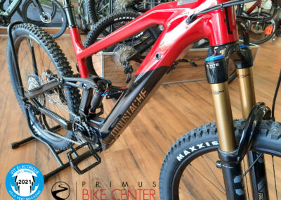 Yiha ! MOUSTACHE Trail 8 | PRIMUS BIKE CENTER | Vainqueur élection VTT électrique 2021