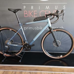 Gravel FOCUS Atlas 6.8 2025 Heritageblue glossy / Stoneblue glossy | PRIMUS BIKE CENTER