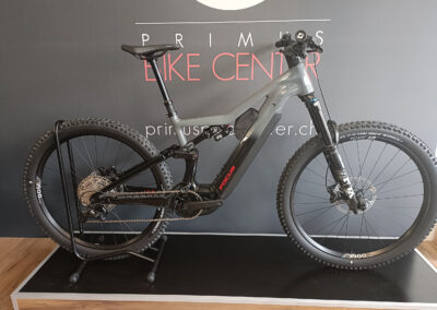 eMTB FOCUS Jam² 6.9 800Wh 2025 Slategrey Magicblack | PRIMUS BIKE CENTER