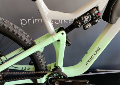 VTT de montagne FOCUS Jam 6.9 2025 Lightgrey - Macha | PRIMUS BIKE CENTER