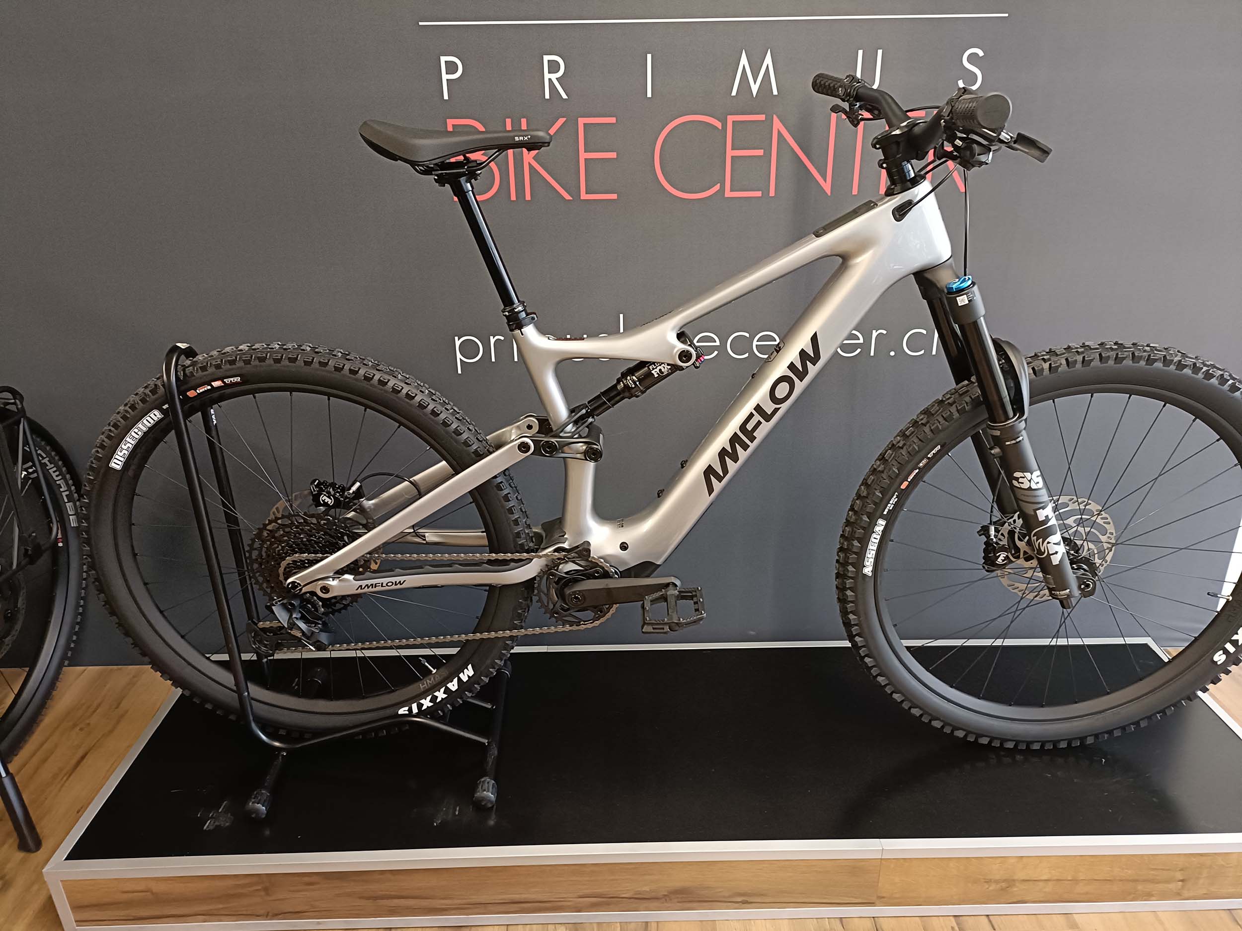 eMTB AMFLOW PL Carbon | PRIMUS BIKE CENTER