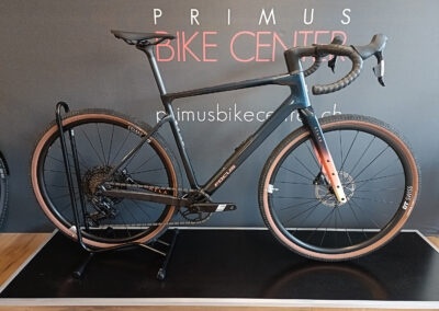 Gravel FOCUS Atlas 8.8 2026 Azurblue / Diamondblack | PRIMUS BIKE CENTER