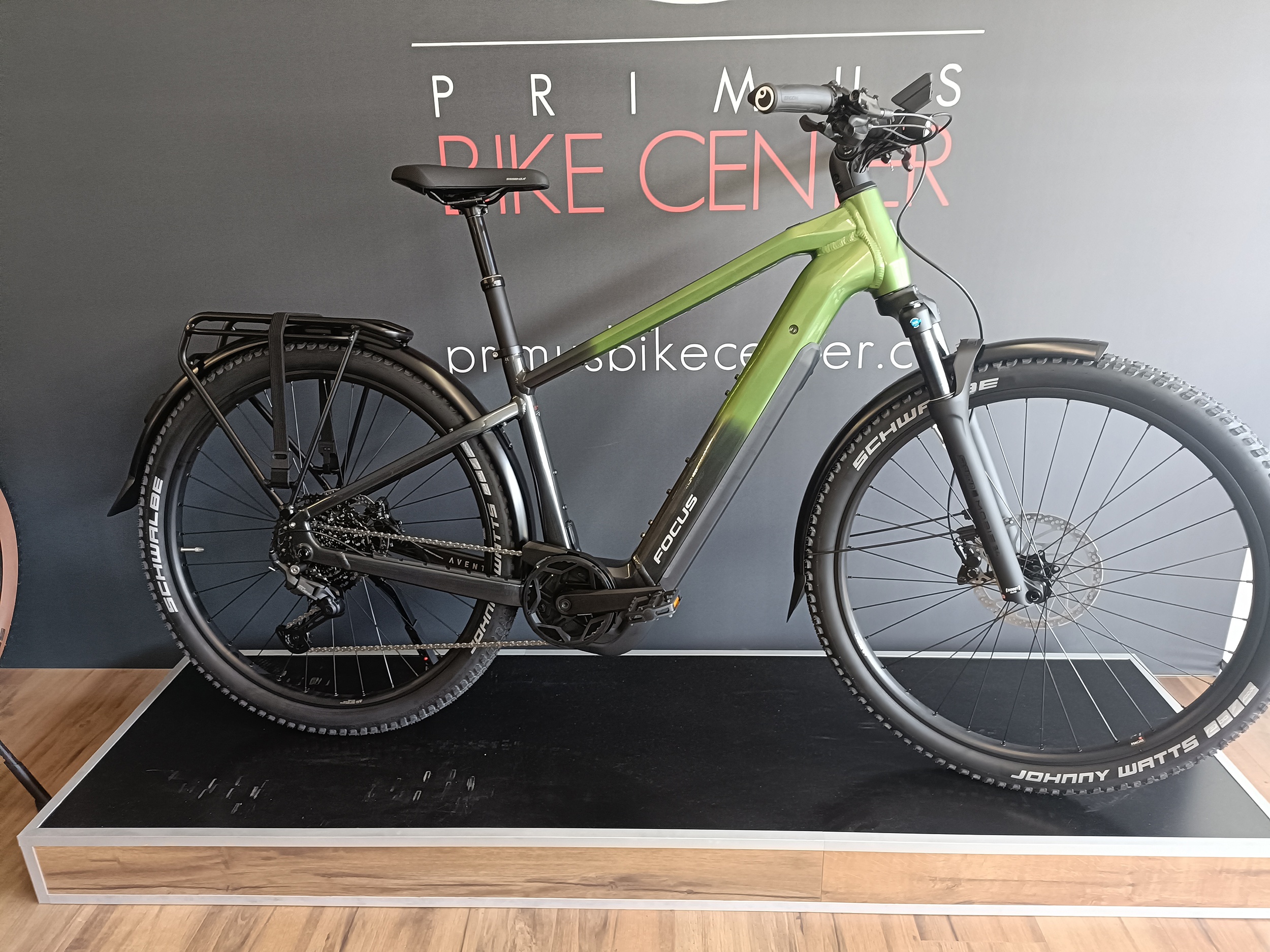 e-Bike Focus Aventura2 6.8 Sprucegreen / Diamondblack 2026 | PRIMUS BIKE CENTER